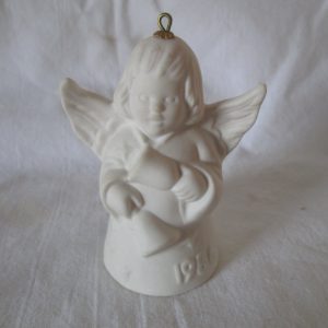 1986 Goebel ANGEL BELL ORNAMENT White with Bells  West Germany Signed