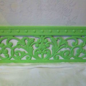 Beautiful Antique Grate Heater Wall Orante Cast iron Grate Painted Apple Green Stunning