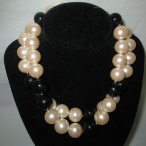 Beautiful Vintage Double strand Large Bead Black and white Necklace Gold separater beads and clasp