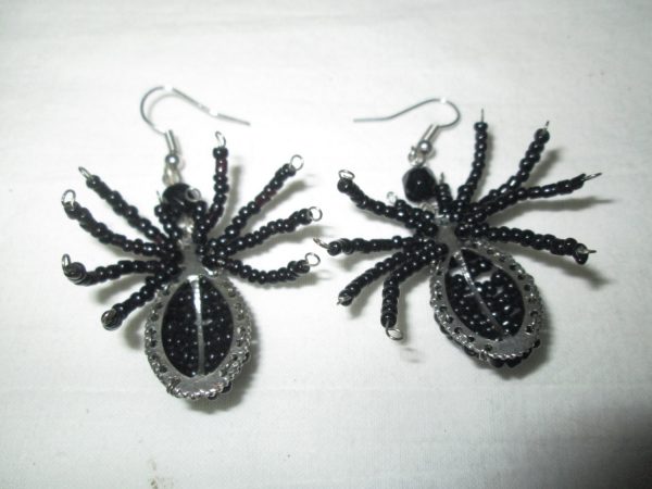 Fantastic Creepy Black Beaded Spider Earrings Pierced Hanging earrings