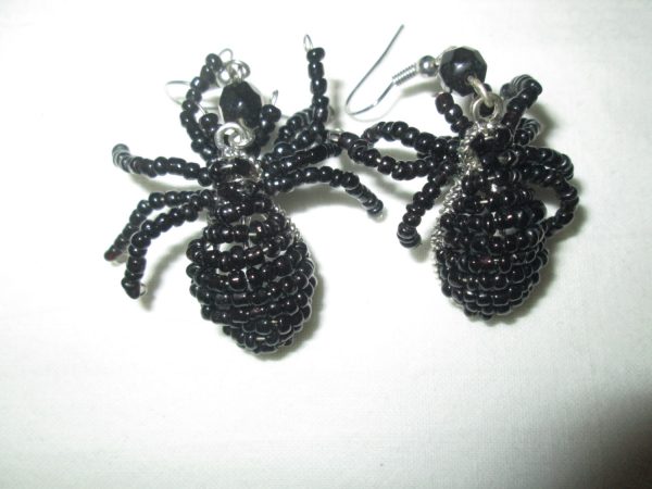 Fantastic Creepy Black Beaded Spider Earrings Pierced Hanging earrings