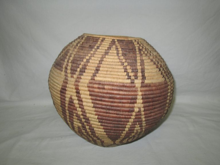 Vintage African Handmade Basket Large Estate Sale find 1960's Very nice