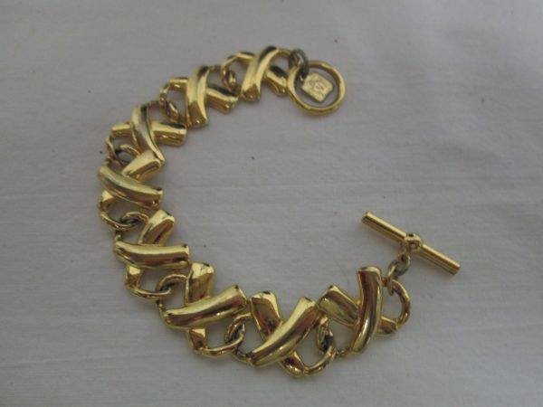 Vintage Anne Klein X Bracelet with Bar and circle Closure Gold tone ...