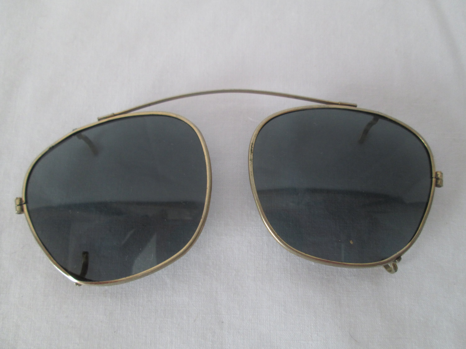 Vintage Men S Aviator Flight Sunglasses Clip On Shades Carol S True Vintage And Antiques