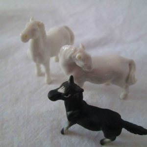 Vintage Mid Century Miniature Figurines Horses 2 white 1 black