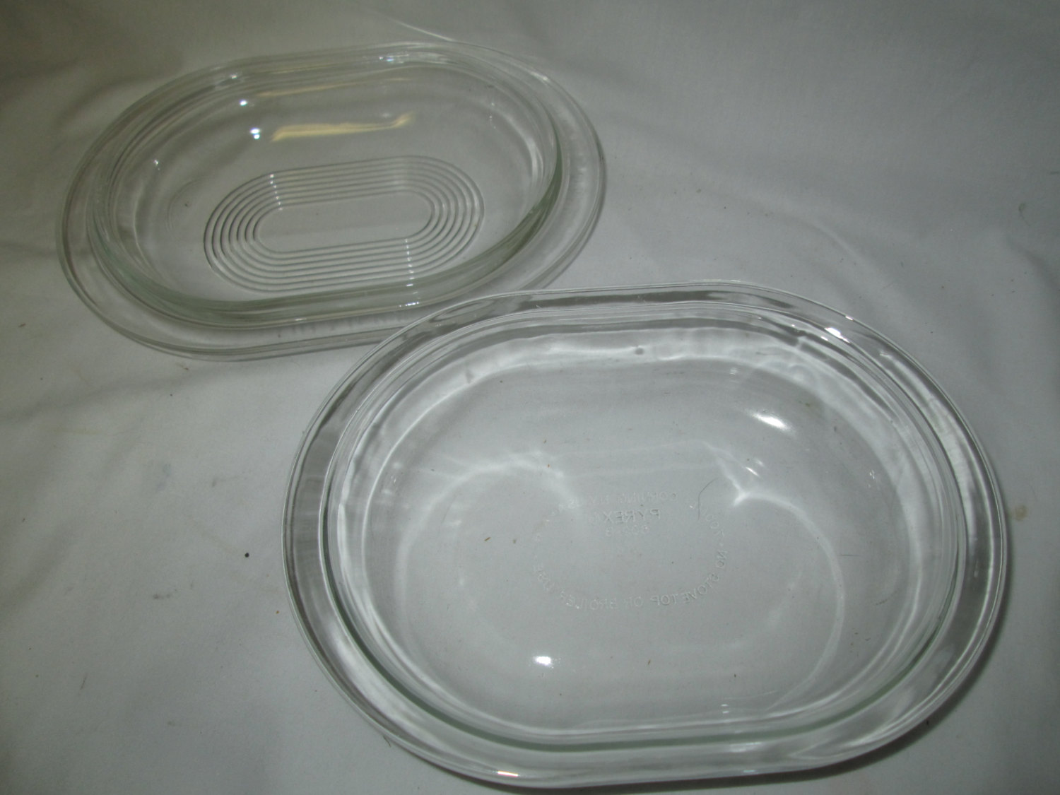 Vintage Oval Pyrex Lidded Casserole Dish Oven safe Mid Century