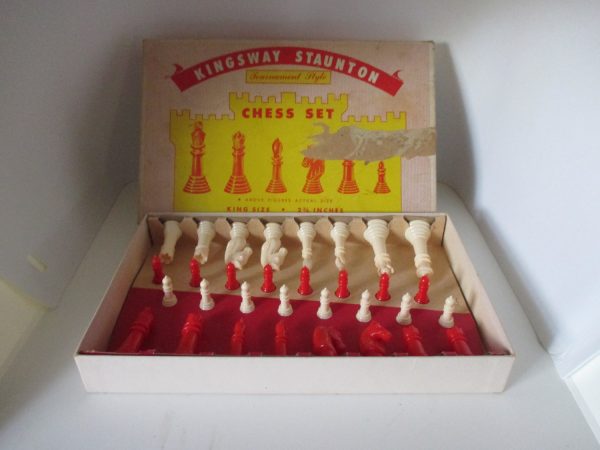 Vintage Red and White Starter Kingsway Staunton Chess Set New Old Stock Tournament Style