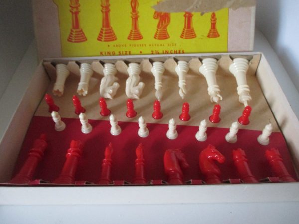 Vintage Red and White Starter Kingsway Staunton Chess Set New Old Stock Tournament Style