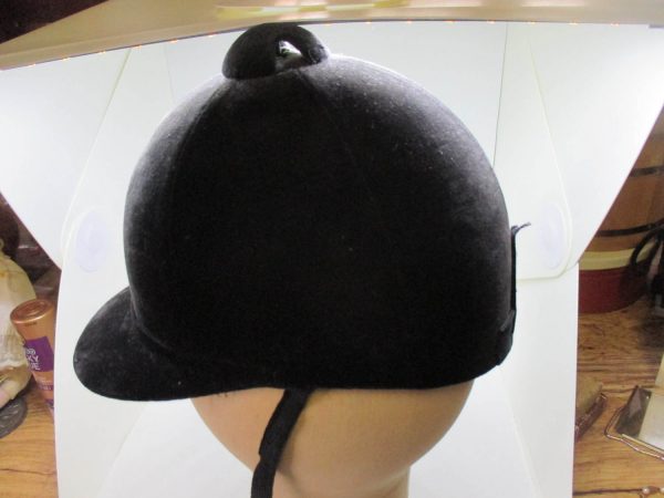 Vintage Riding Velvet Hat Equestrian Horse black 6 3/4 Women's riding hat Farmhouse Collectible Vintage display