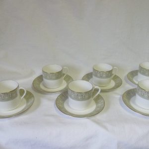 Vintage Set of 6 ROYAL DAULTON Tea cups and Saucers Green yellow and gold England Sonnet pattern