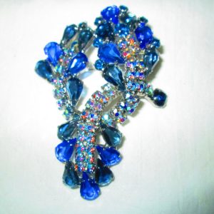 Vintage Stunning Brooch Pin Rhinestones Glass Blues and blue aurora borealis rhinestones silver tone back Most Beautiful!!