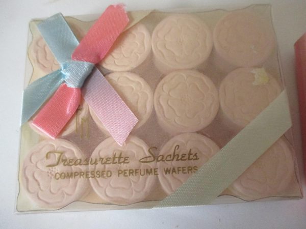 Vintage Swiss sachets & Treasurette Sachet wafers purse lingerie hankies dresser drawers collectible mid century fragrance wafers pillows