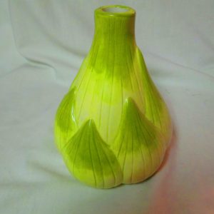 Wow....Great Onion Figurine Holder Container Oil Bottle Jar Kitchen Decor Pottery Figural Onion