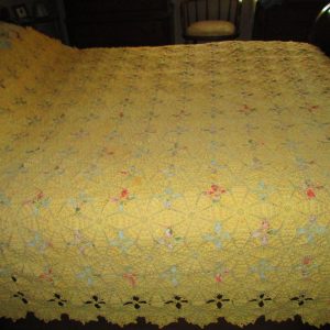 Beautiful Ivory hand made Crochet Bed Cover Coverlet Bedspread 100% Cotton 70 x 84