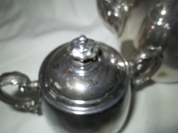 Beautiful Ornate Teapot Tea pot with Creamer Cream and Covered Sugar Dish Silver Plate Silverplate Wm. Rogers Mid Century