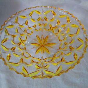 Beautiful Yellow and clear center bowl footed decorative home decor serving display depression era glass