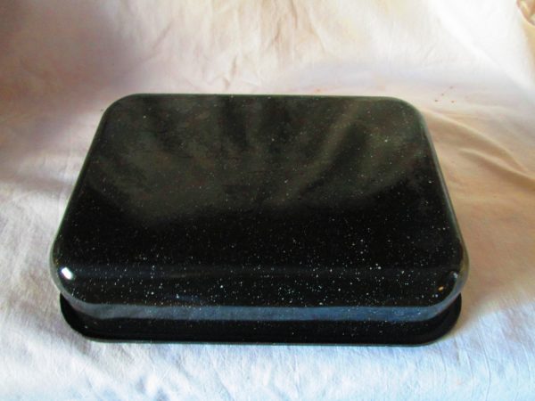 Great Speckle Enamel Pan Great Condition No dents chips or rust Rectangular Very nice cottage farmhouse collectible display enamel
