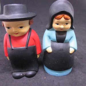 Large Amish Man and Woman Couple Metal Salt & Pepper Shaker Farmhouse Collectible Cottage Shabby Chic display original stoppers Korea