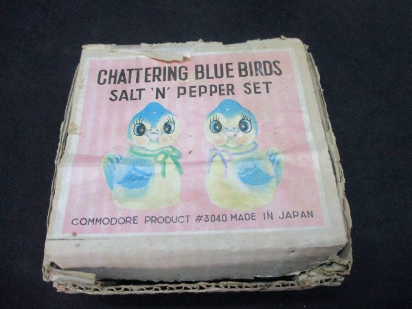Mid Century Chirping Birds Salt & Pepper Shakers decor collectible display tableware dinning kitchen farmhouse cottage New Old Stock in box