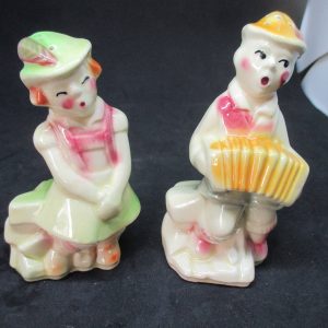 Shawnee Swiss Kids boy and gril Salt & Pepper Shakers decor collectible display tableware dinning kitchen farmhouse cottage Mid century