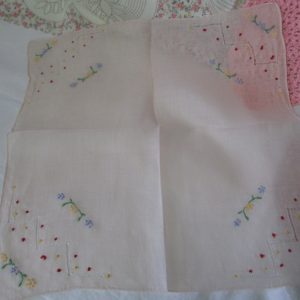 Vintage Beautiful Peach color Art Deco Hankie handkerchief cut work & embroidery