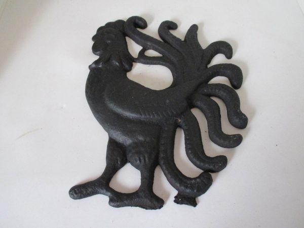 Vintage Cast iron Rooster wall hanging mid century wall art farmhouse cottage home decor collectible display