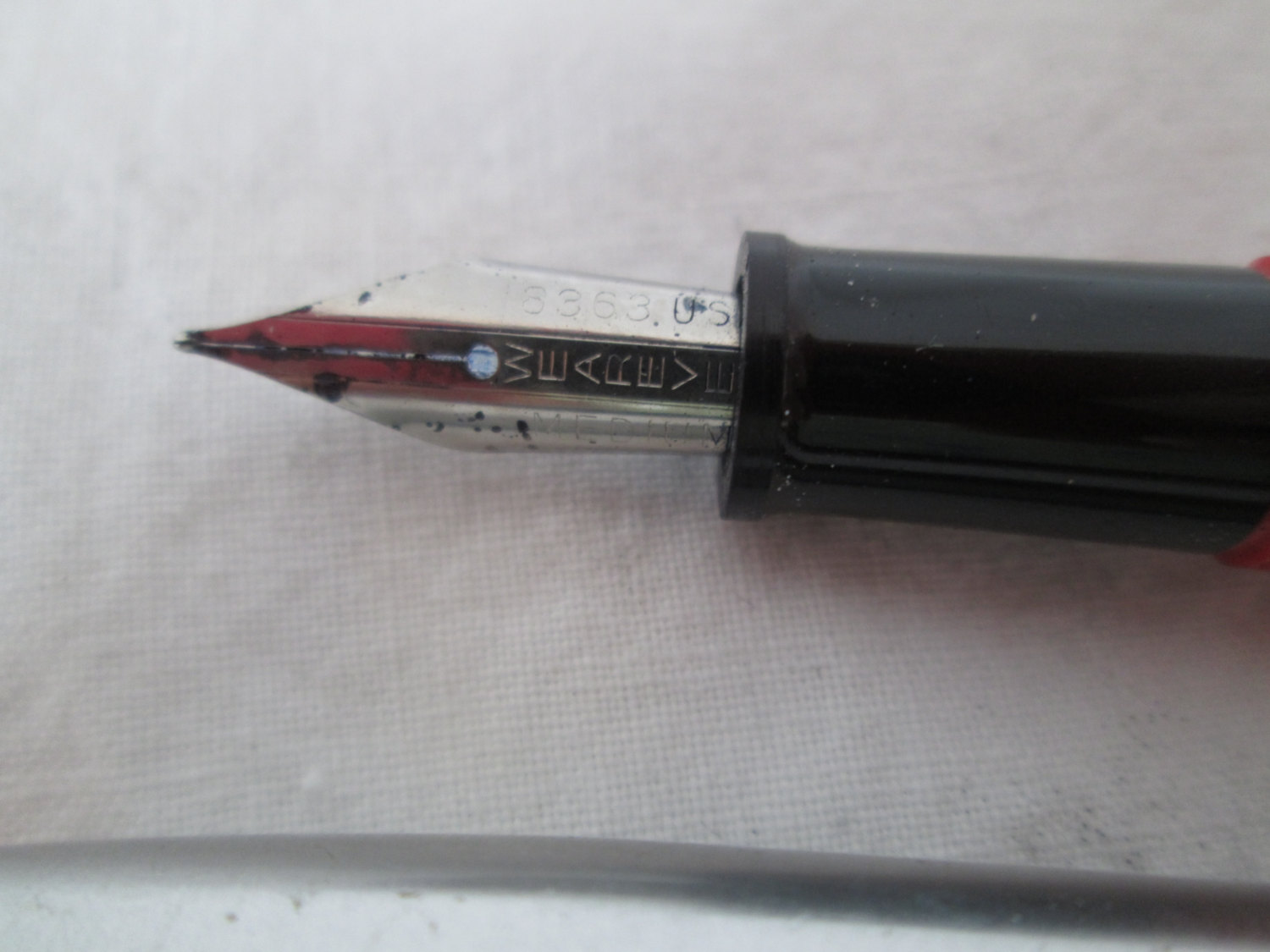 Vintage Fountain Pen Red Wearever Pen Medium 8363 nib USA Silver tone ...