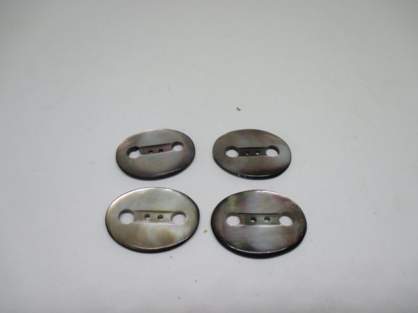 Vintage Lot of 4 large Shell Buttons Sewing Notions Sewing Retro Vintage Coat Buttons