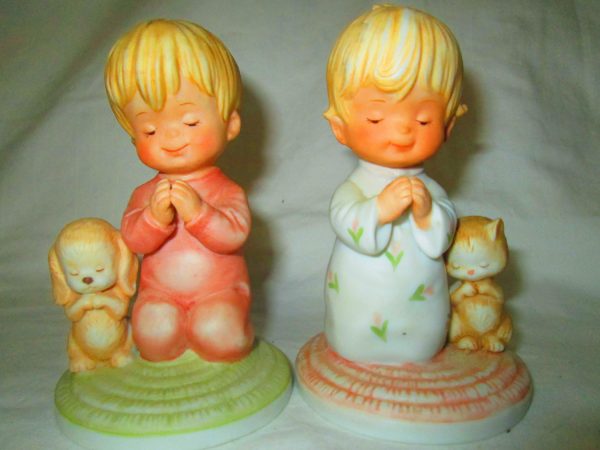Vintage Pair of 1983 Praying Boy with dog and Girl with cat Figurines Porcelain Gorham children