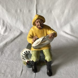 Vintage Retired ROYAL DOULTON Figurine HN2417 The Boatman