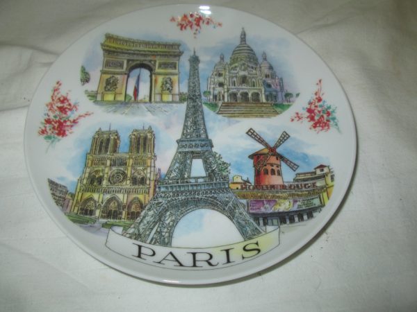 Vintage Souvenir of Paris Plate Wall Hanging Eiffel Tower Moulin Rouge