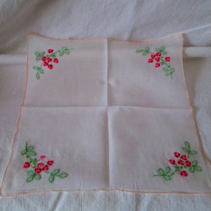 White cross stitch dark pink light pink roses hankie handkerchief 100% cotton peach trim 11x11