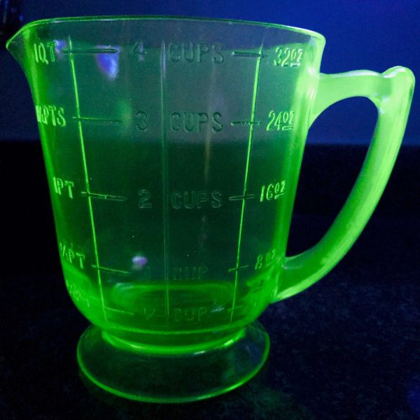 Antique Uranium Glass Measuring Cup 4 Cups Green Kitchen Collectible Display Farmhouse Glows Green