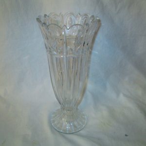 Beautiful Crystal Vintage Vase Bud Vase Clear Crystal with partial tag Unused no etching or damage