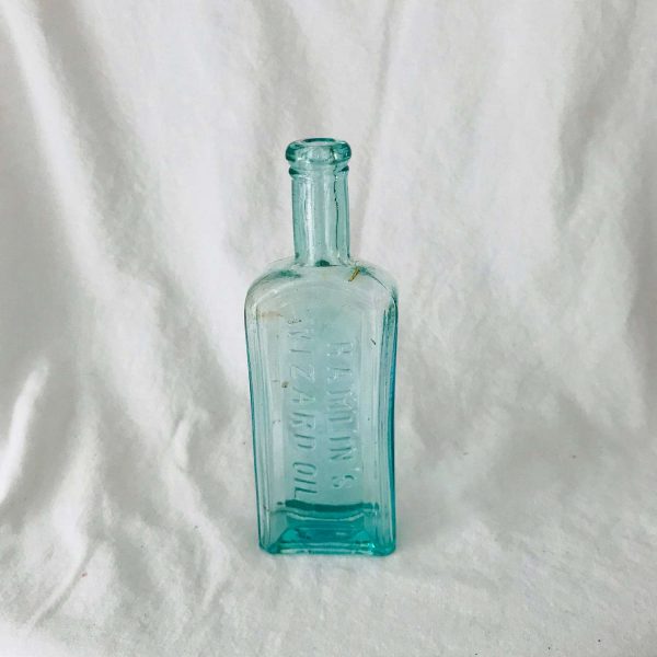 Bottle Antique Aqua Apothecary Pharmacy medicine jar Medical collectible pharmaceutical Hamlin's Wizard Oil Blue Bottle