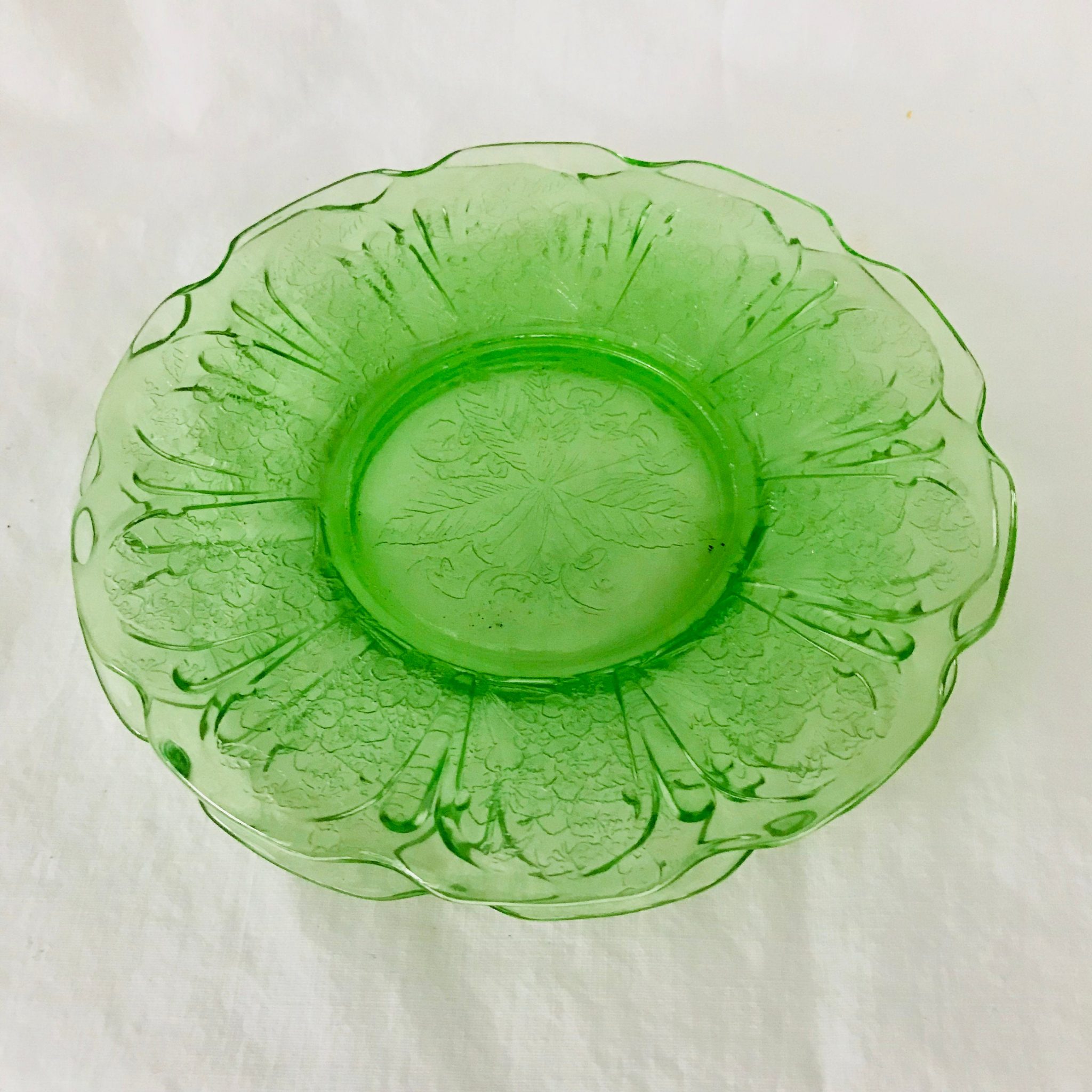 Depression glass 2 Uranium Plates cherry blossom design glows bright ...