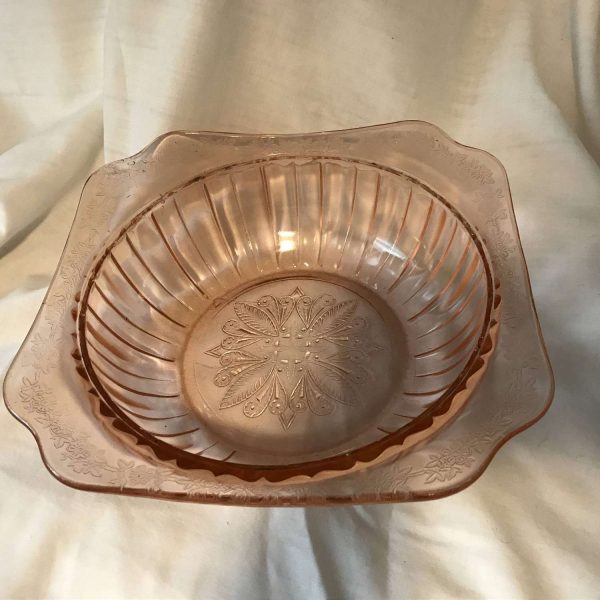 Depression glass Pink round Adam Pattern  Vegetable bowl Mint condition Farmhouse Collectible Glass Cottage shabby chic display serving owl