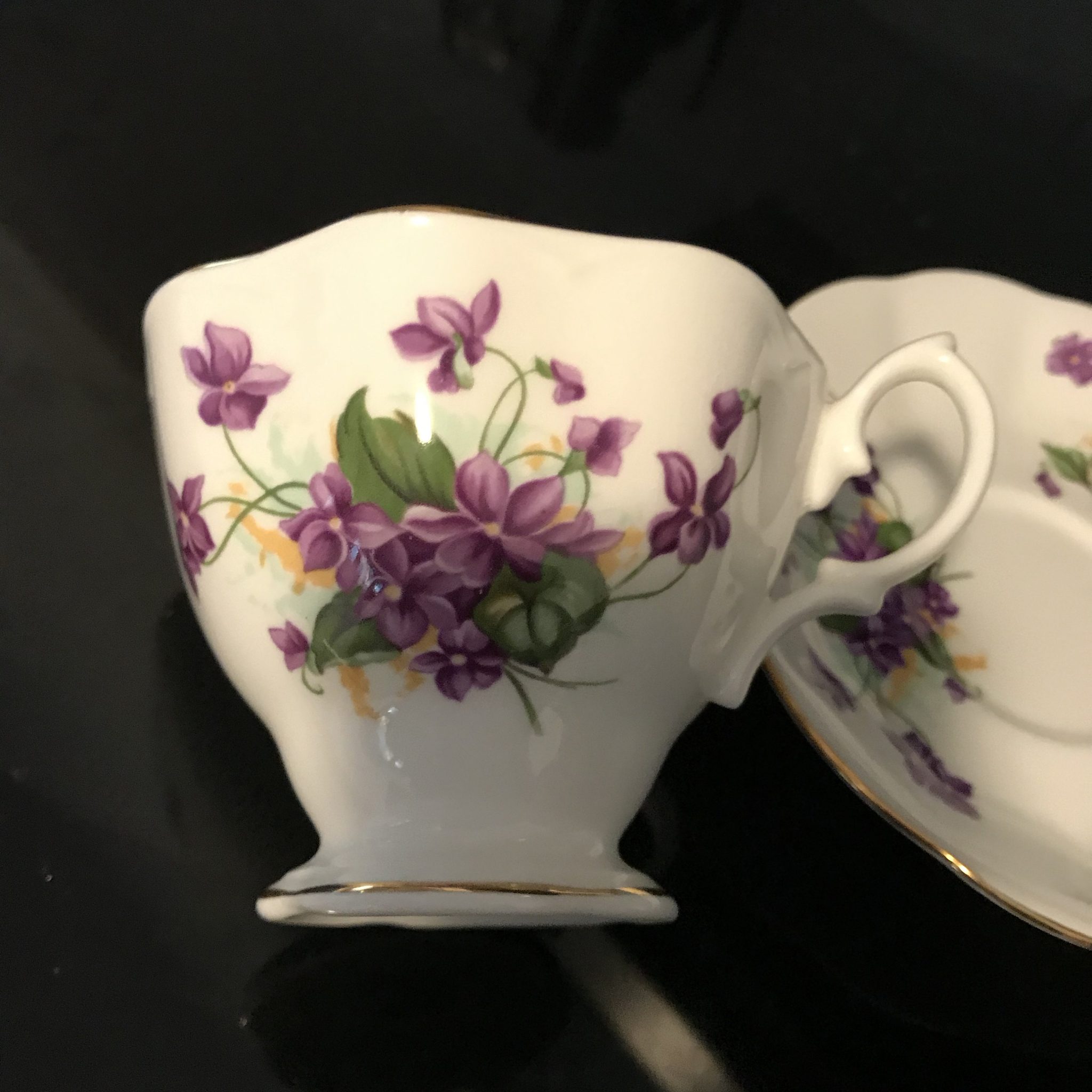 Royal Albert Tea Cup And Saucer England Fine Bone China Purple Violets Yellow Centers Flower