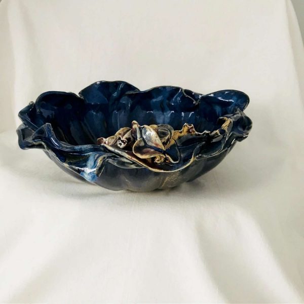 Stunning Hand Made Pottery double edge bowl fantastic coloring great design with roses on one side raised