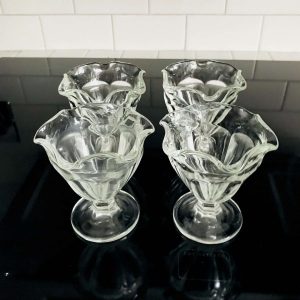 Vintage 1940's 4 Soda Fountain milk shake glasses farmhouse collectible display kitchen serving dessert 4" tall 3 7/8" across tops