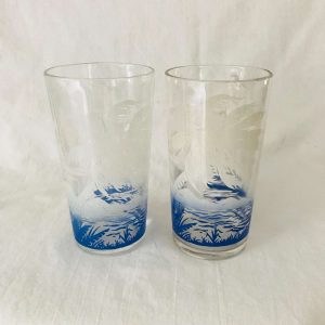 Vintage 1950's Pair of glass tumblers water Iced tea 8 oz farmhouse collectible display kitchen serving 4 7/8" tall 2 7/8" across Sailboats