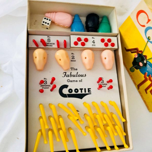 Vintage Build a Cootie Bug Cootie Game 1949 Complete Game with nice box collectible display retro Scharper USA with instructions