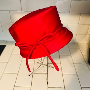 Vintage Pill Box Hat Red Satin with satin bow Jackie O style hat size 6 7/8 Women's Mid Century Hat