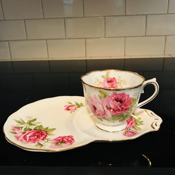 Vintage Royal Albert tea cup and saucer snack plate Fine bone china American Beauty rose farmhouse collectible display cottage