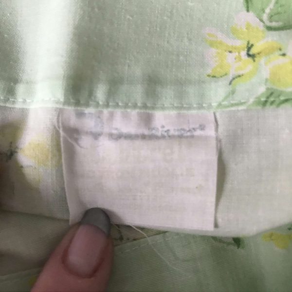 Vintage Standard size pillowcase light green yellow flowers no iron percale Bed & Breakfast collectible display bedroom farmhouse cottage