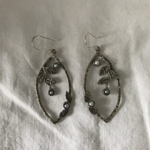 Vintage Sterling Silver Leaf with Pearls Earrings Pierced 8 grams Collectible jewelry vintage sterling silver .925 Boho