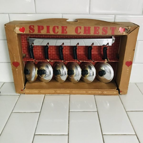 Vintage 1950's Skillet shaped Pots & Pan spice Rack with chrome rack farmhouse collectible display retro kitchen original box new old stock