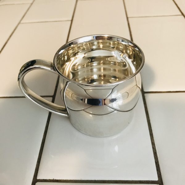 Vintage Lunt Sterling Silver Baby Cup with handle Mint condition beautiful shine collectible baby shower baby gift display