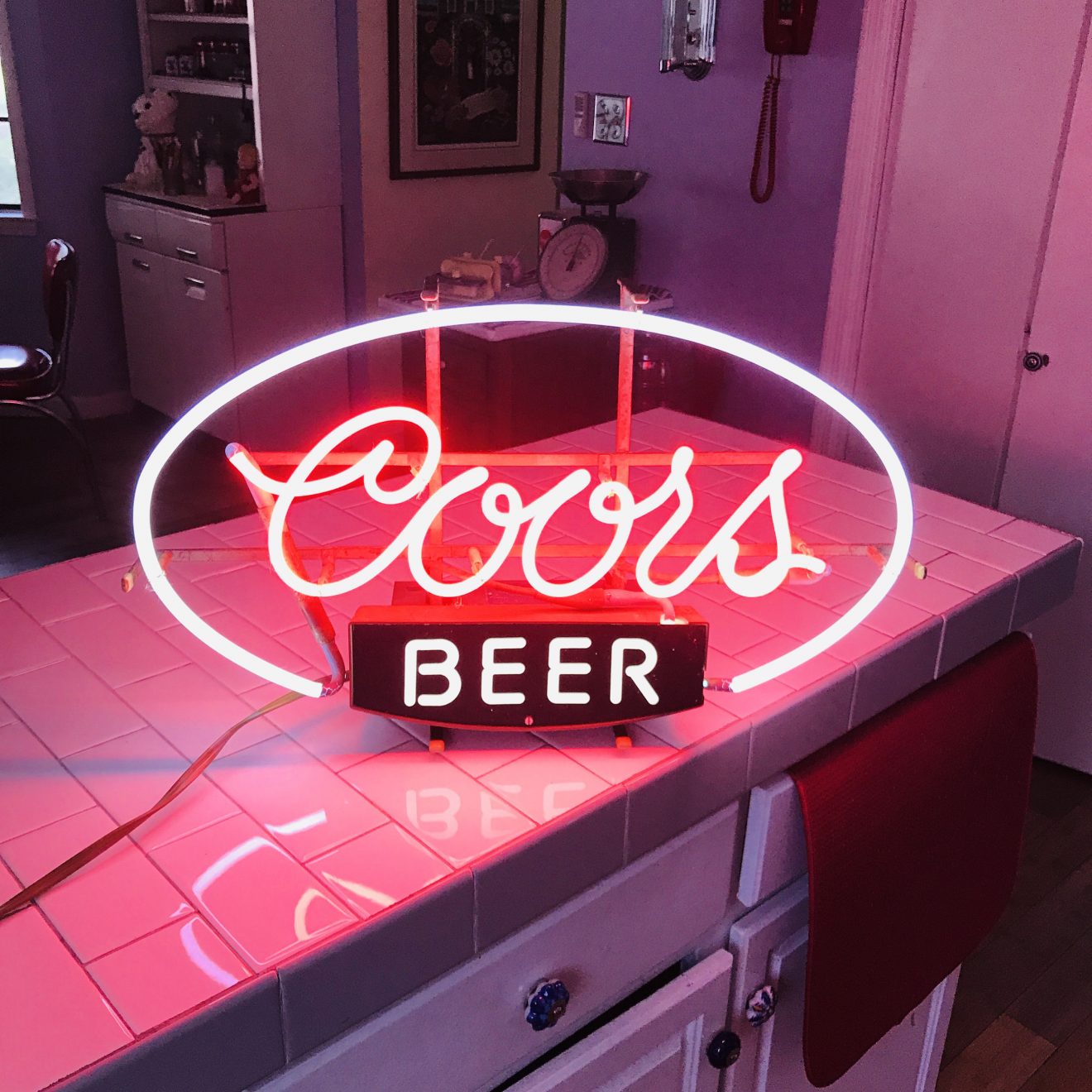 Vintage Coors Neon Beer Sign 3 Colors 24 Across 14 12 Tall Pinkorange Coors White Ring Green 