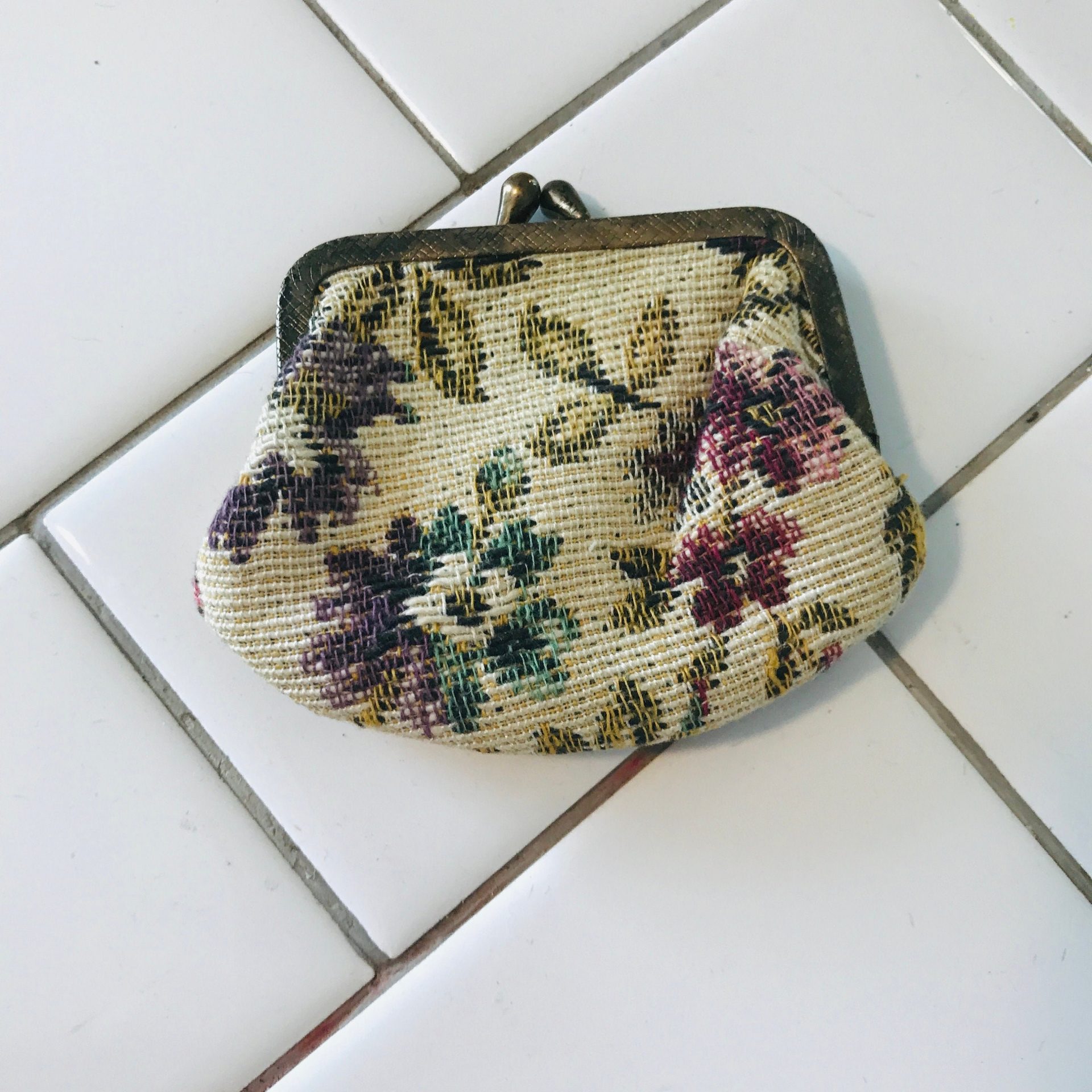 Tapestry crochet zipper pouch Evelyn – Nordic Hook